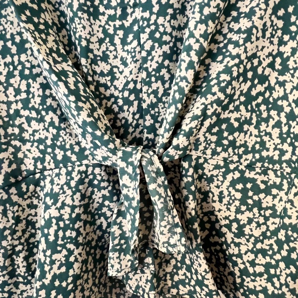 Sienna Sky Med Blouse - Picture 3 of 4